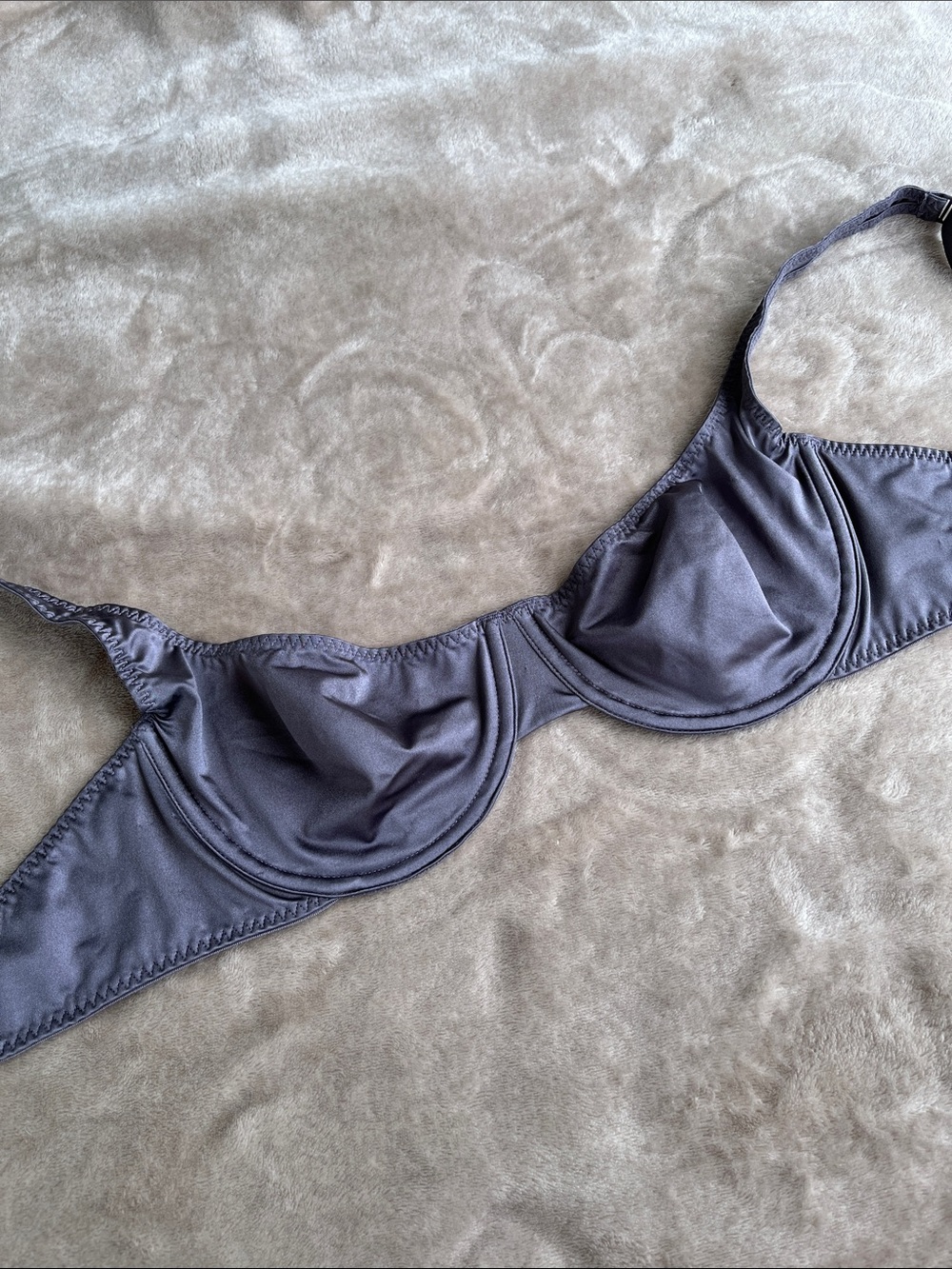 SKIMS Unlined Balconette Bra, Size 36C - Picture 12 of 12